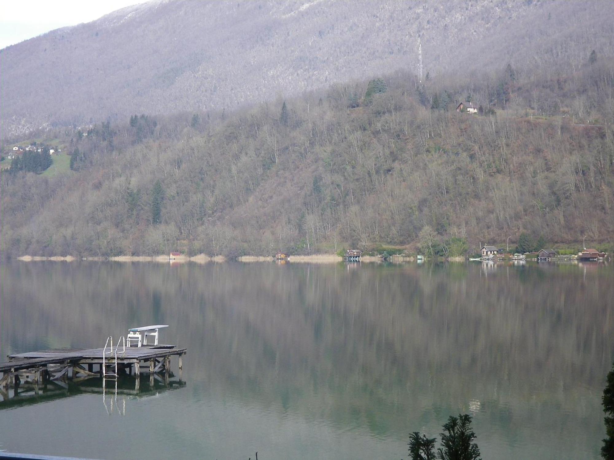 Les Sirenes Hotel Lepin-le-Lac Exterior photo